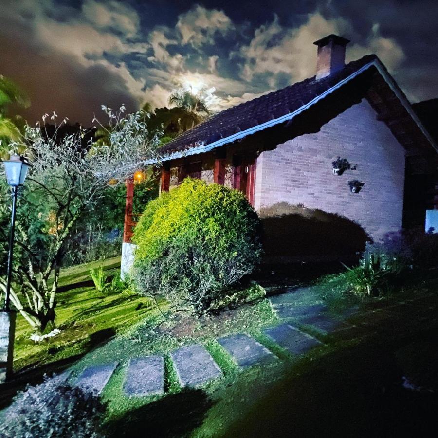 Vila Chales Encantus Monte Verde  Exteriér fotografie